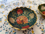 Assiette / bol en laiton doré puja peint à la main - 3 tailles